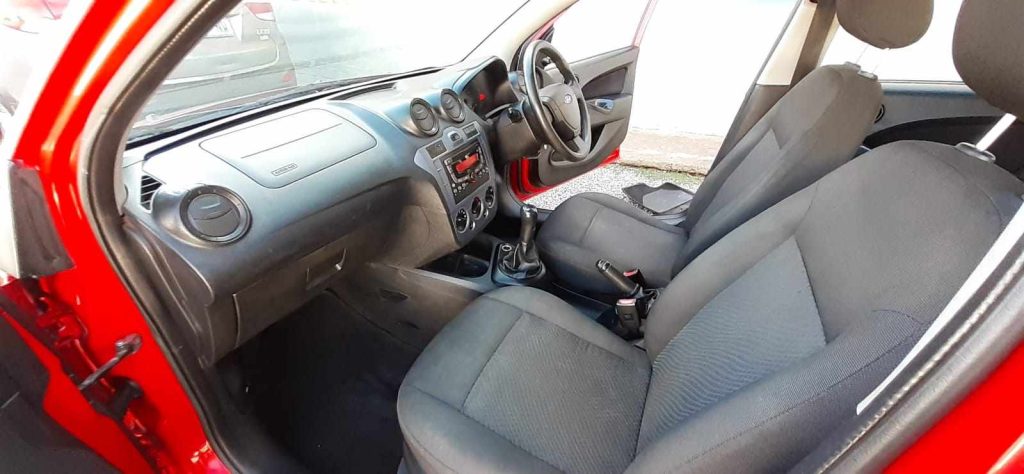 000000974858485638_MAJ1XXMRJ1CL29013Server_9